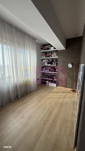 Apartament cu 3 camere, balcon si loc de parcare in garaj - Mall Vitan