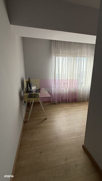 Apartament cu 3 camere, balcon si loc de parcare in garaj - Mall Vitan